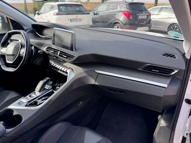 PEUGEOT 3008 CROSSWAY 1.5 BLUE HDI AUTO SPANISH LHD IN SPAIN 111000 MILES 2018